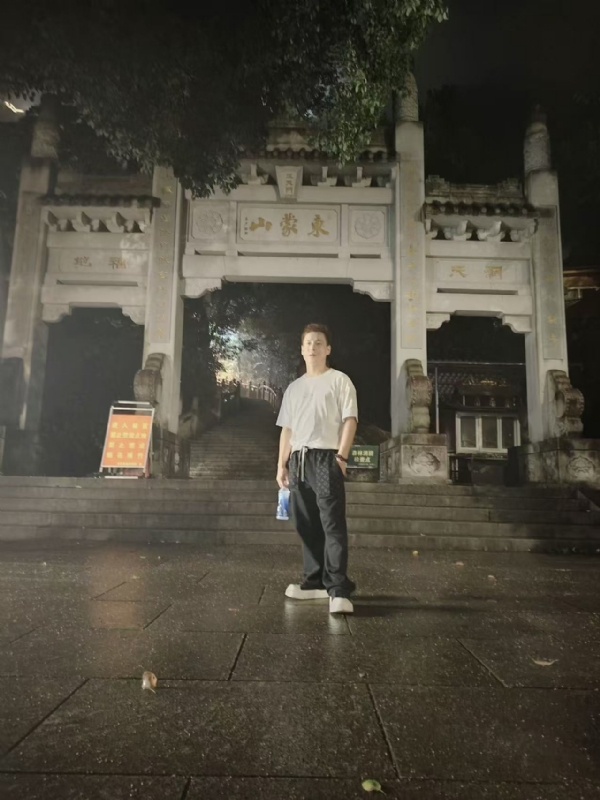 慕晨的第一张照片--温州王婆说媒
